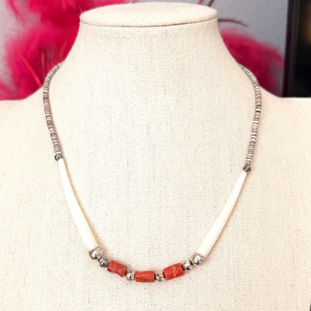 Native American Heshi Stone Necklace